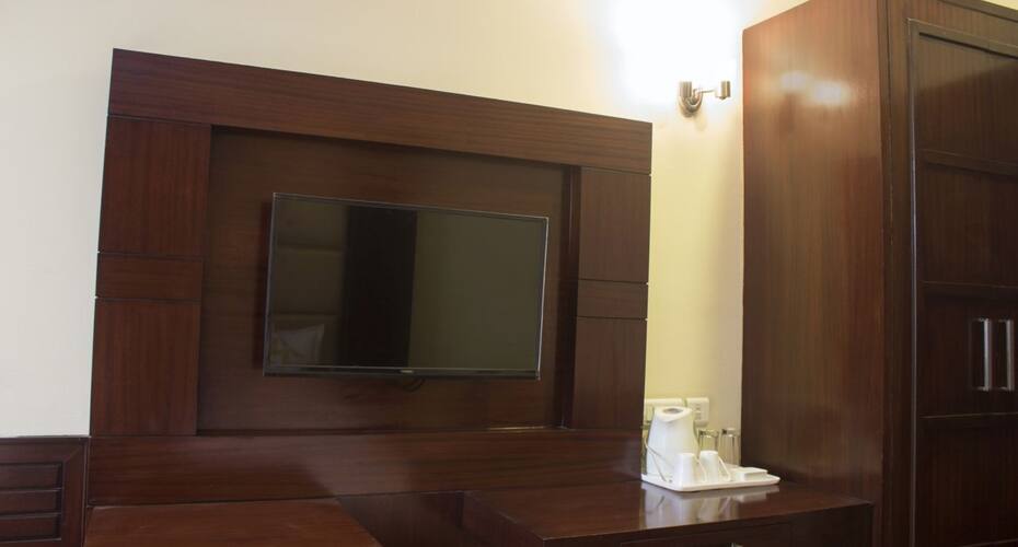 Hotel Broadway Inn, New Delhi 5